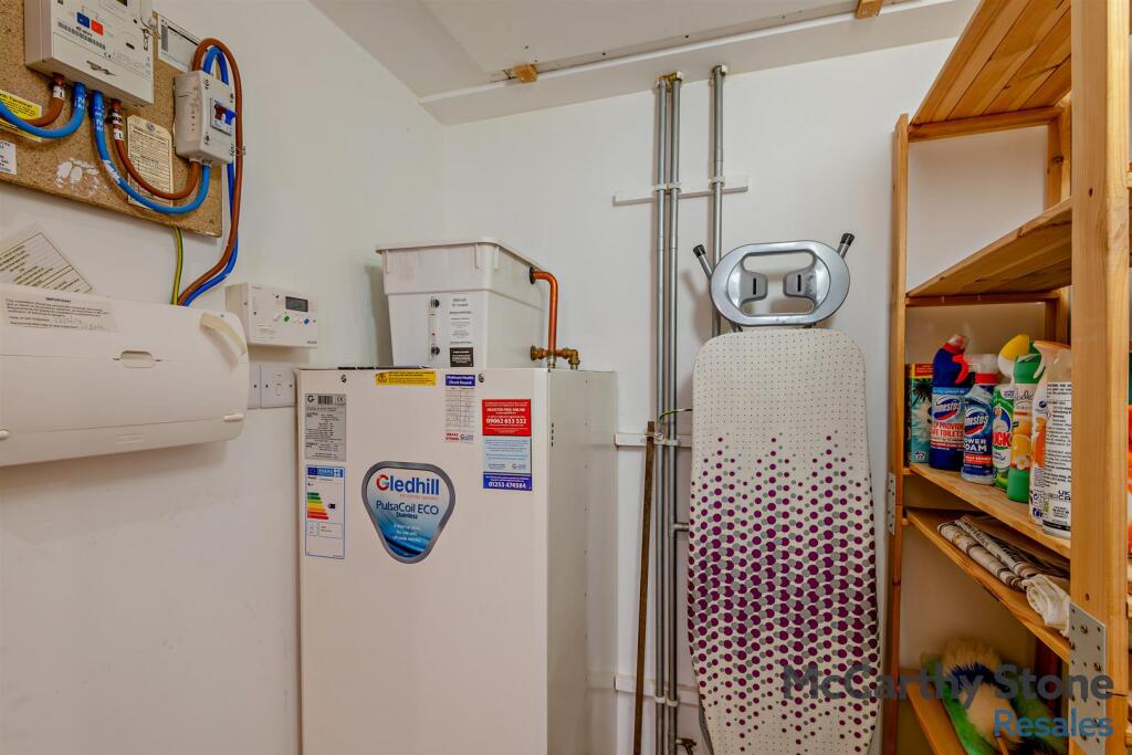8644679-interior02-800.jpg