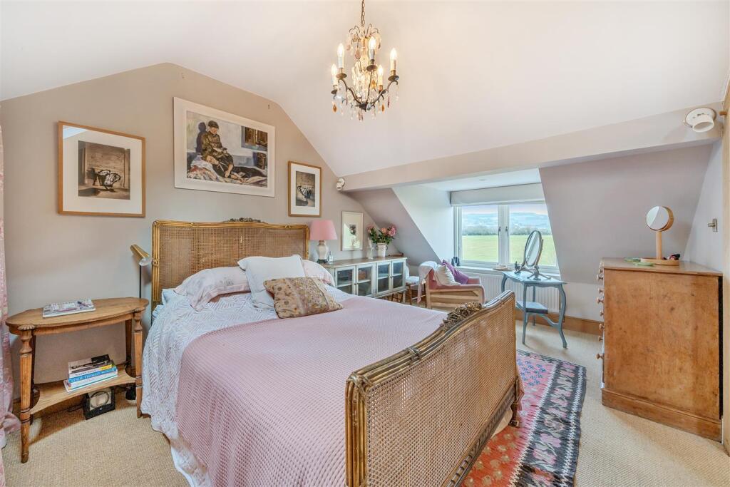 Principal Bedroom Suite