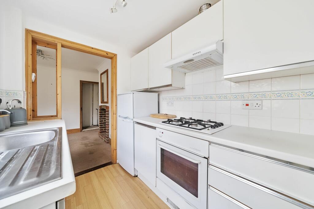 Kitchen (2)