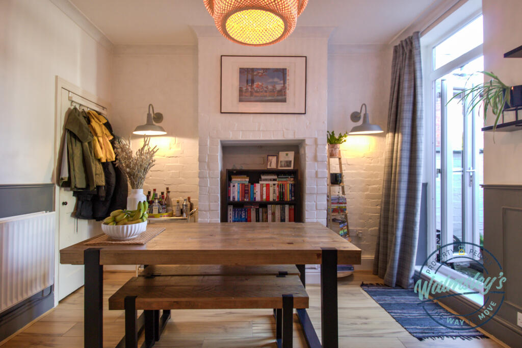 Dining room with French doors to gardens