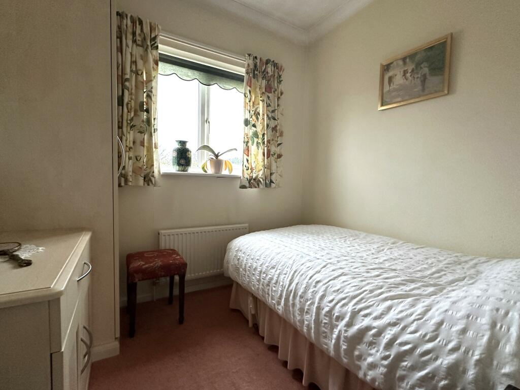 Bed 2.JPG