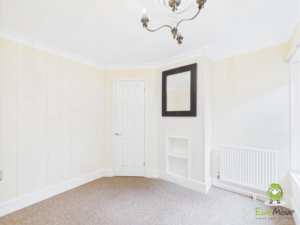 EweMove Basingstoke Estate Agents 78 Winchester Ro
