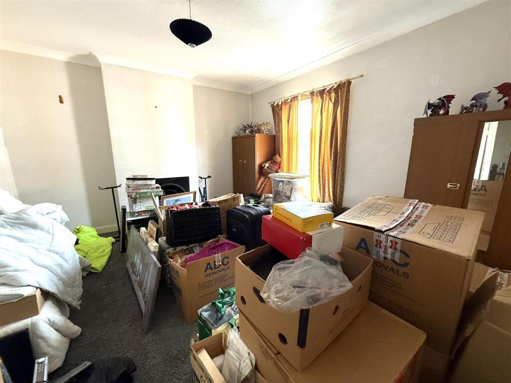 20 lion street bed 2.jpeg