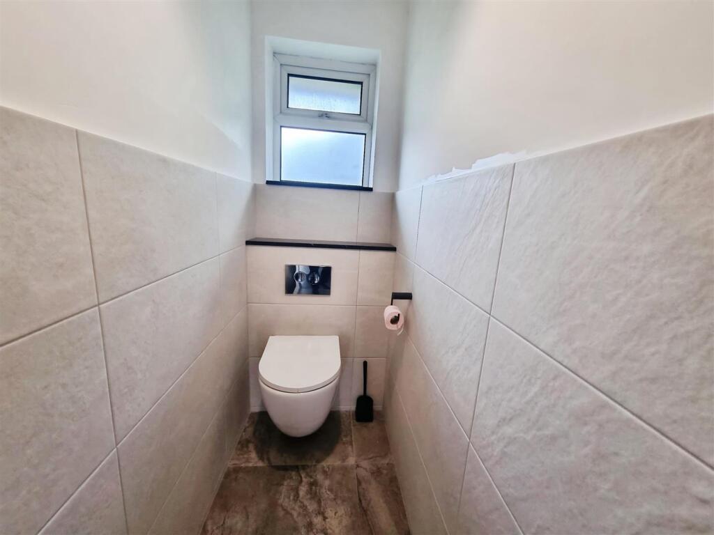 Separate WC