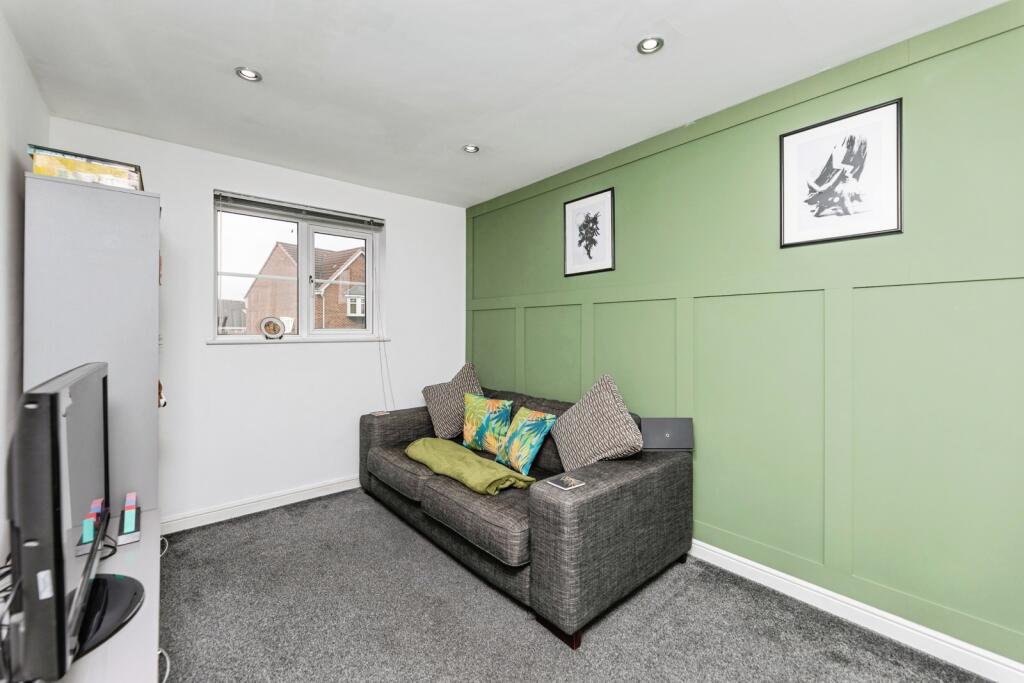 Sitting Room/Bed 4