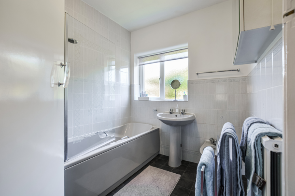 M16 (Portal Size).jpg