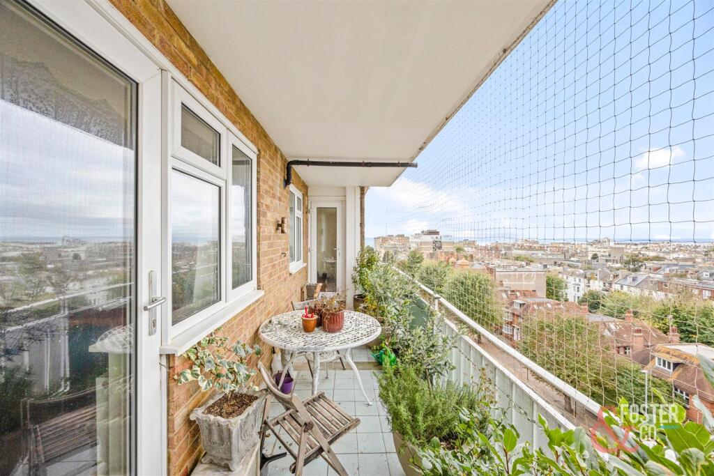 The Drive, 37-39, Grove Court, Flat 36_014.JPG