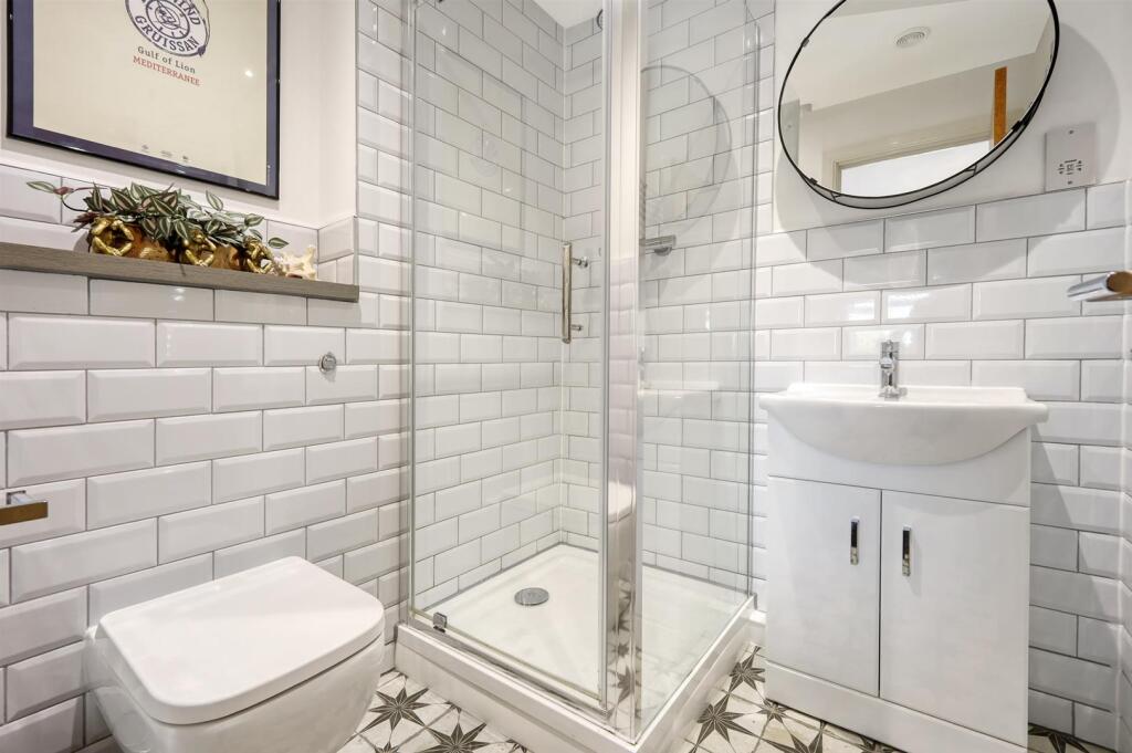 Ensuite