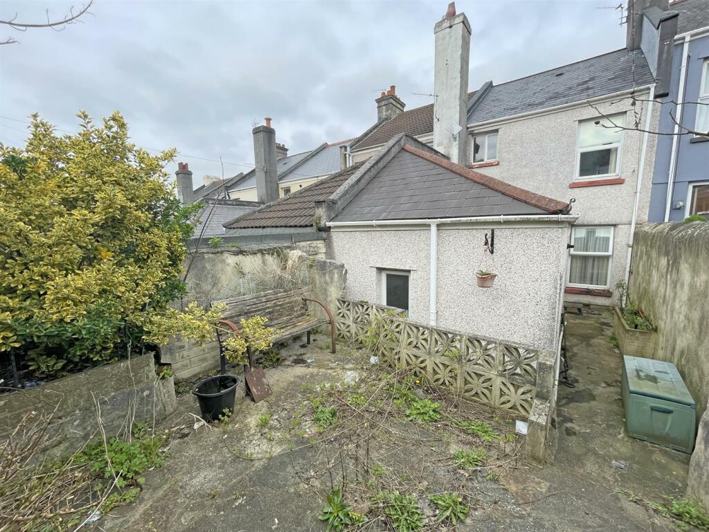 Ocean Street 12 Rear.jpg