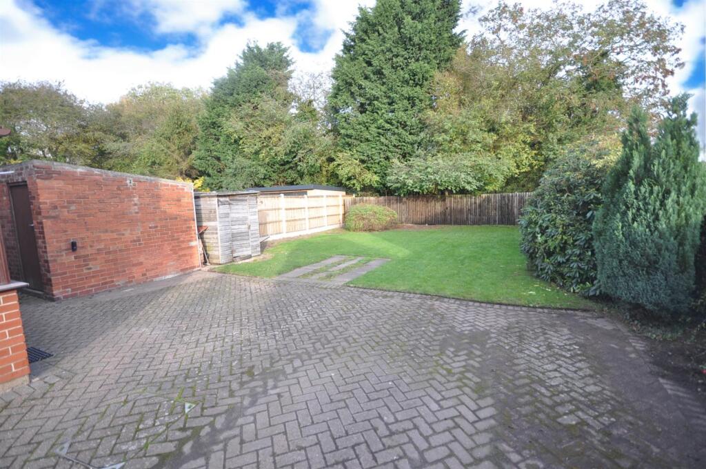 DSC_0841 blue sky.jpg