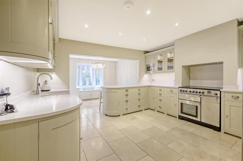 IMG_2395_1 copy 2.jpg