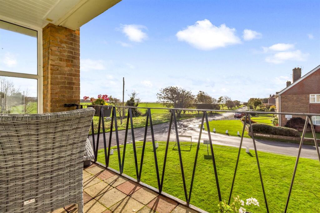 7 St Hellier Court-017.JPG