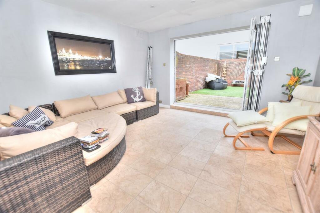 DSC_3880_Smooth 3.jpg