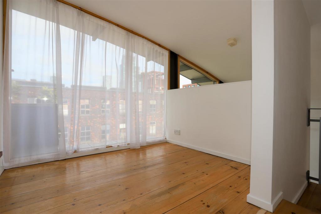 Bedroom 3  2.JPG