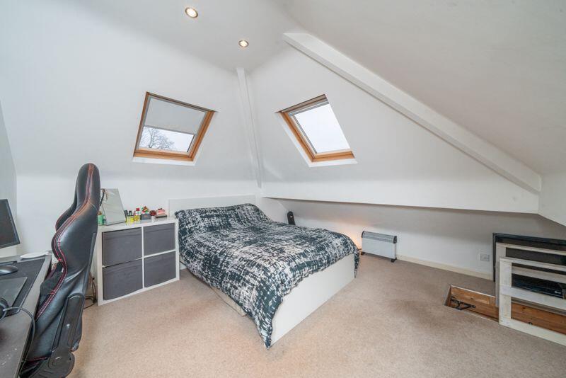 LOFT ROOM