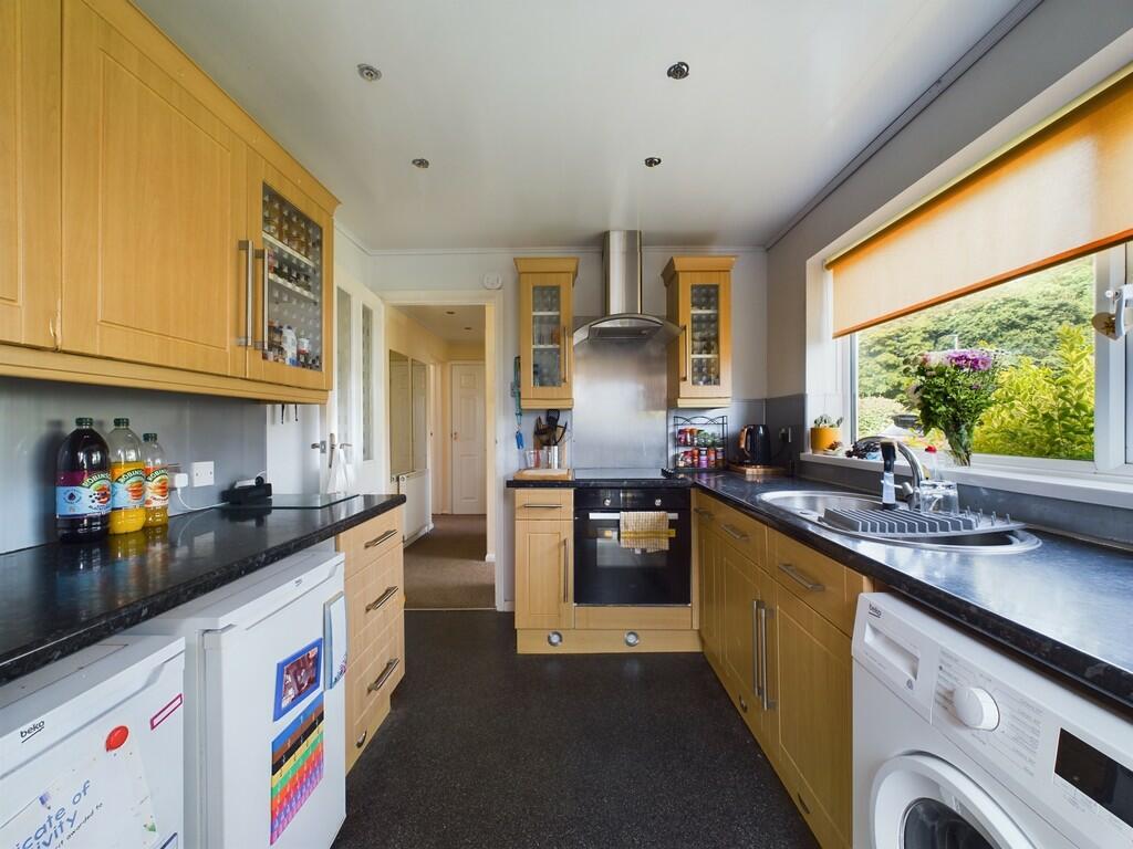 CAM02089G0-PR0278...