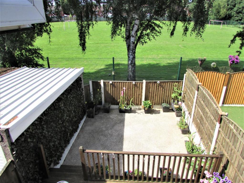 StansfieldRd24gdn2.JPG