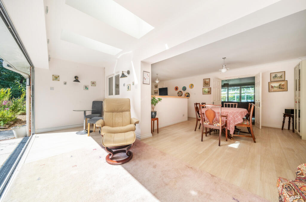 sun room to dining room