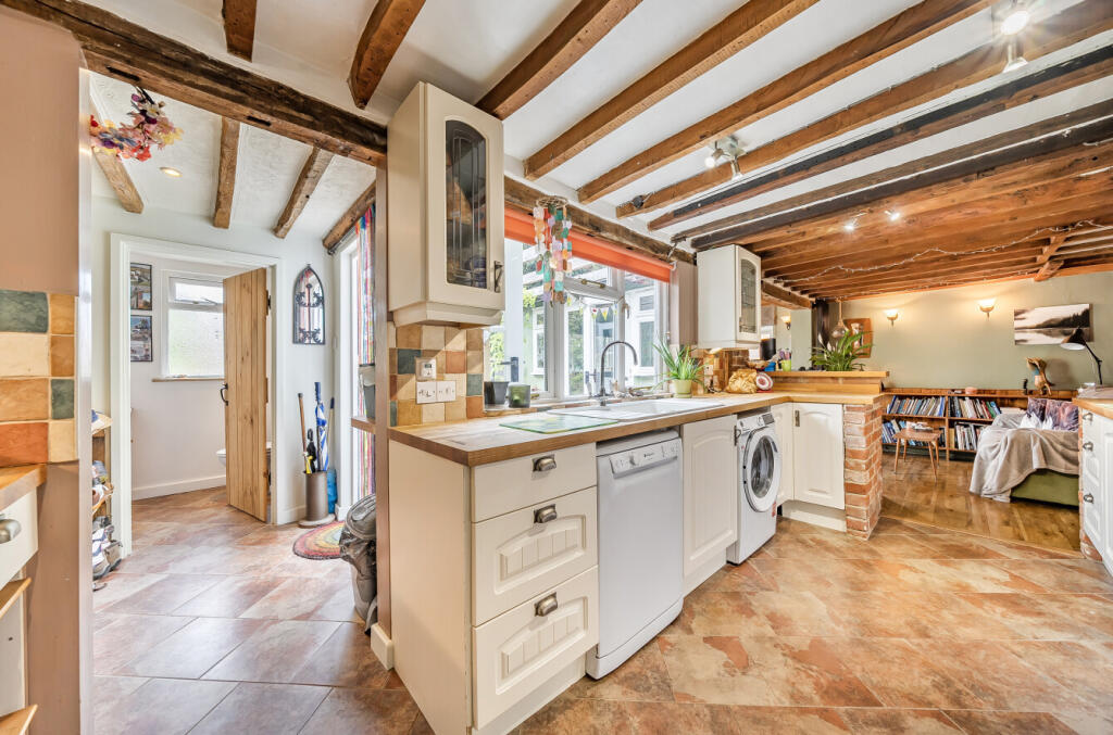 1328107-13-6883d3...