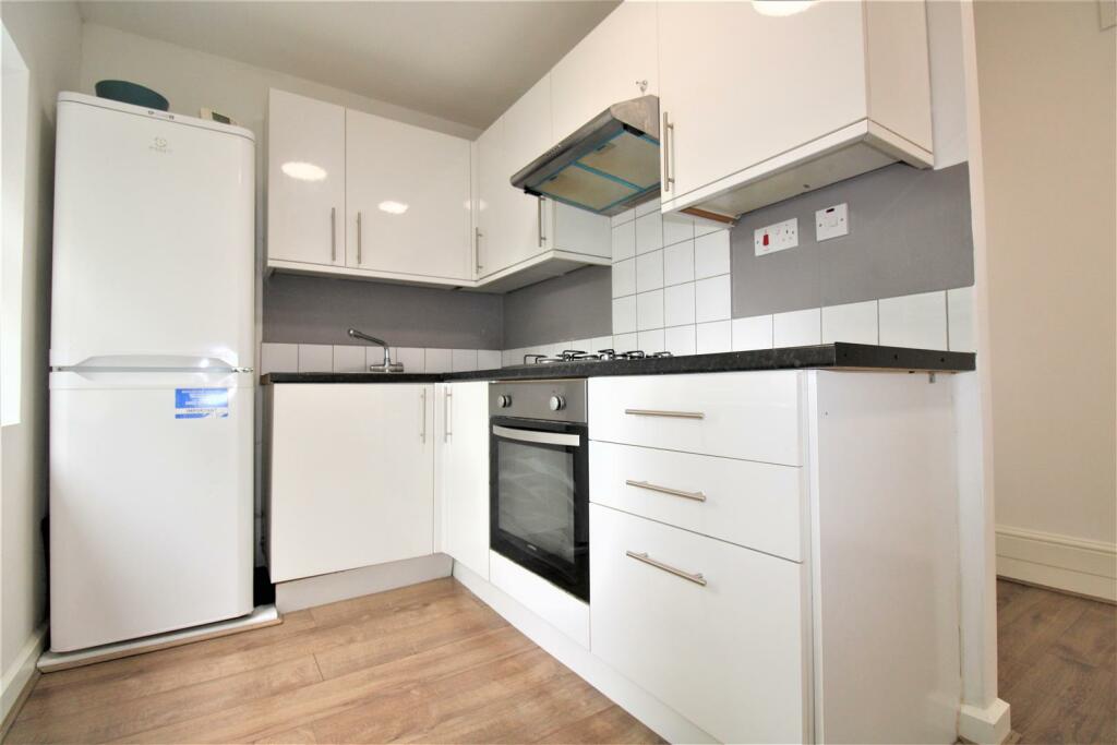 Kitchen .jpg
