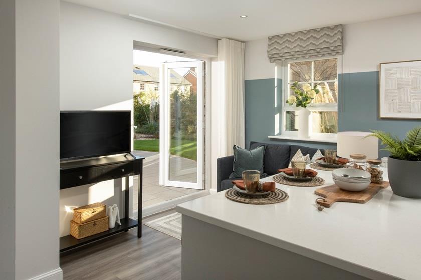 007-bm_centurionvillage_leyland_alderney_4bed_lowr
