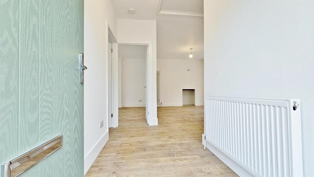 ENTRANCE HALLWAY