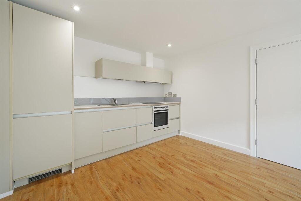 Flat 16, Rosegate House - q7NWdLZoY2PHZNsmQKmy.jpg