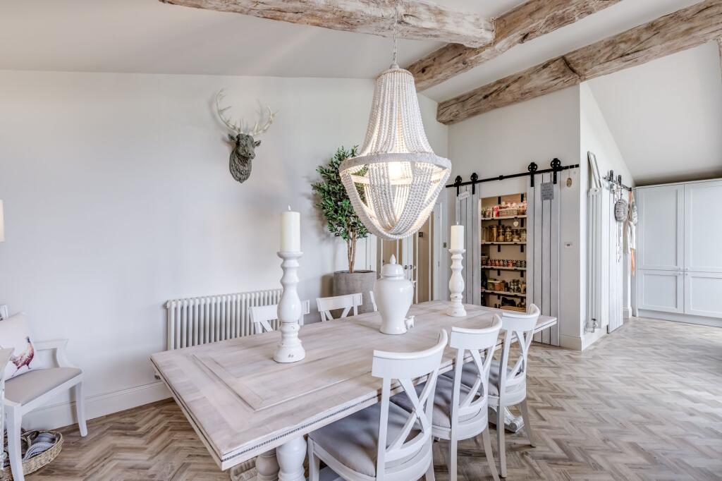 Lounge / Diner / Kitchen