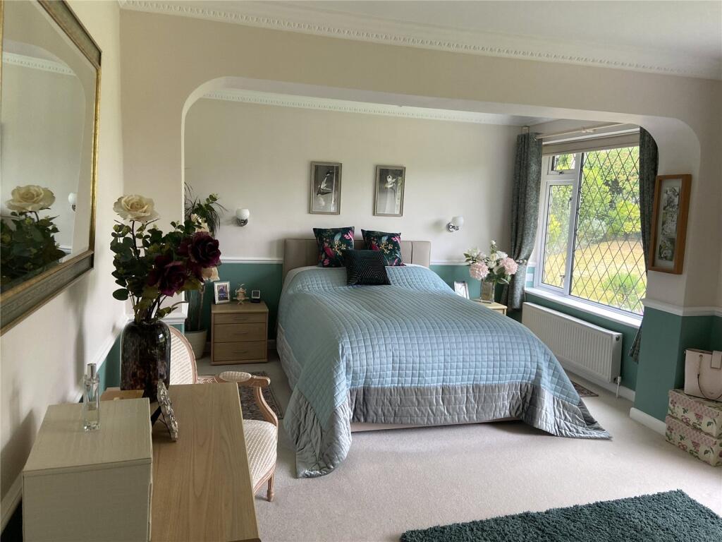 Bedroom No 1