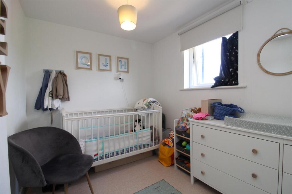 Bedroom 2.JPG