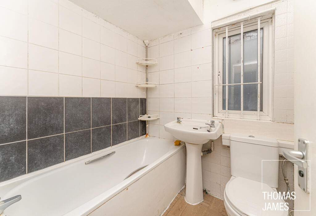 Grange Road , bathroom