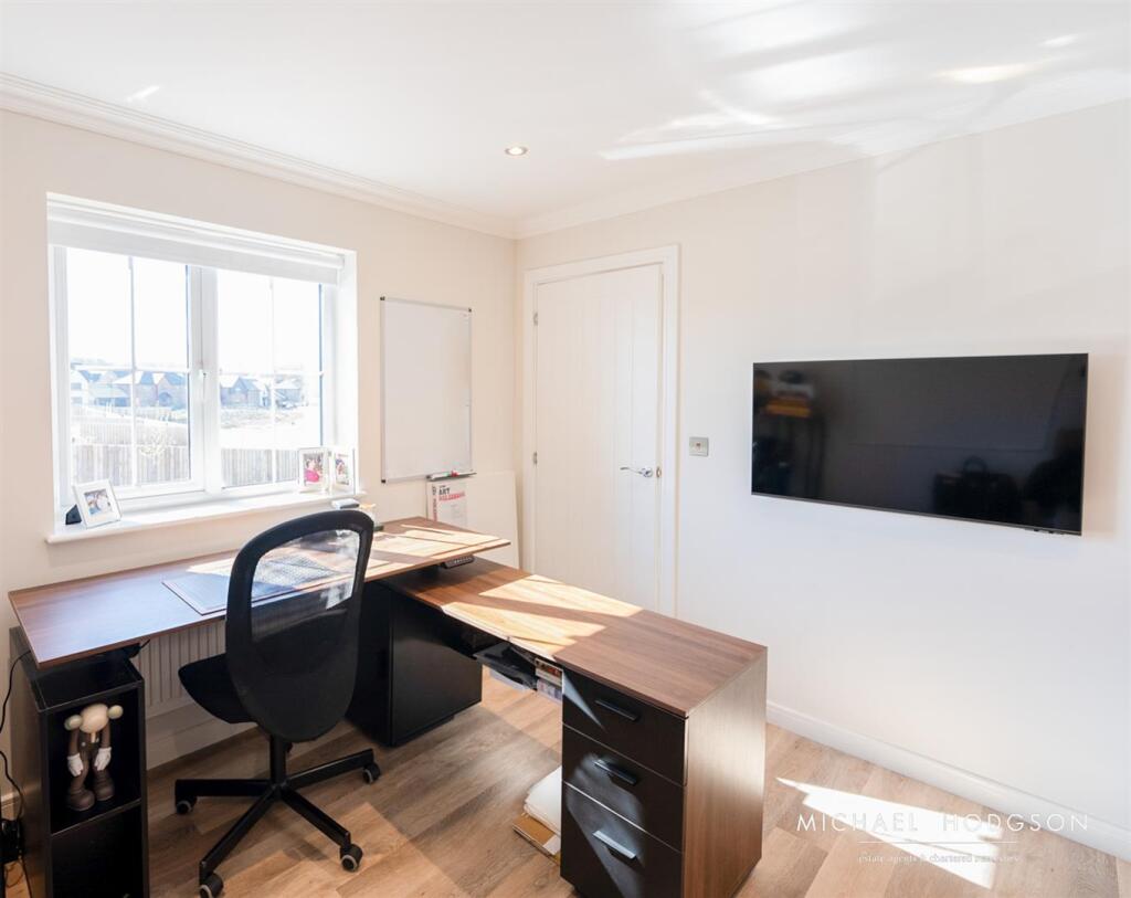 60 Leighfield-40.jpg