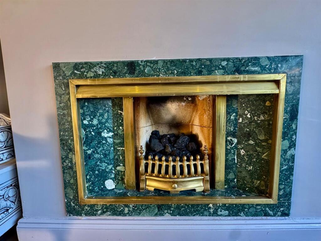 WhatsApp Image 2025-09-25 at 15.07.21 (8).jpeg