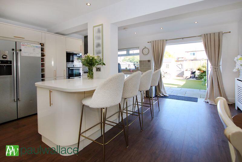 Kitchen/Dining