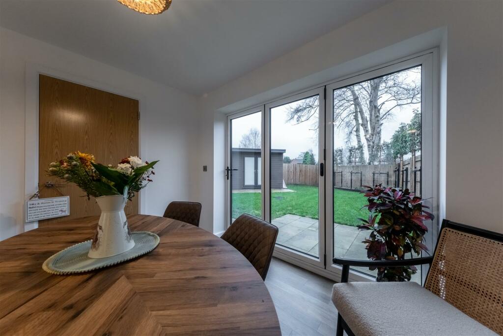 8 Mulberry Avenue-010.jpg