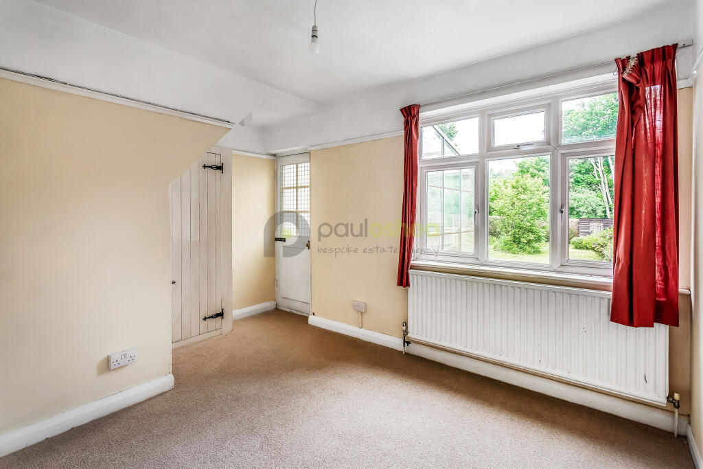 112-Reddown-Road-17