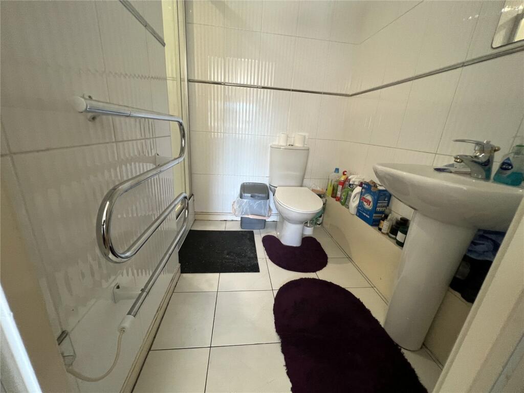 Ensuite