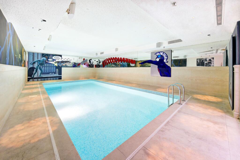 Swimming pool
