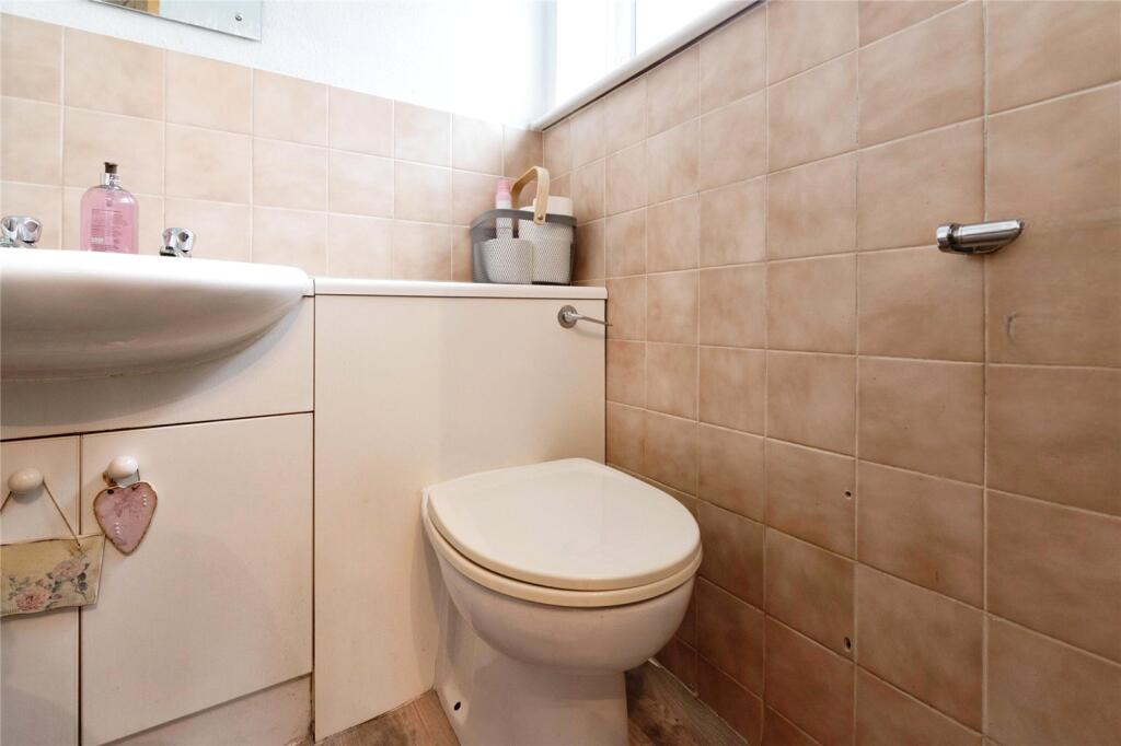 Ground Floor Wc