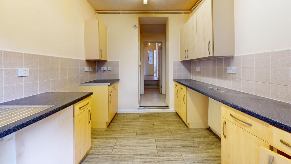 Flat B, 8 Cherington Road, Hanwell, London, W7 3HJ