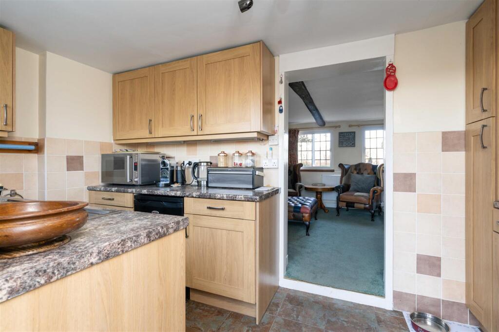 Hill Crest Cottage-15.jpg