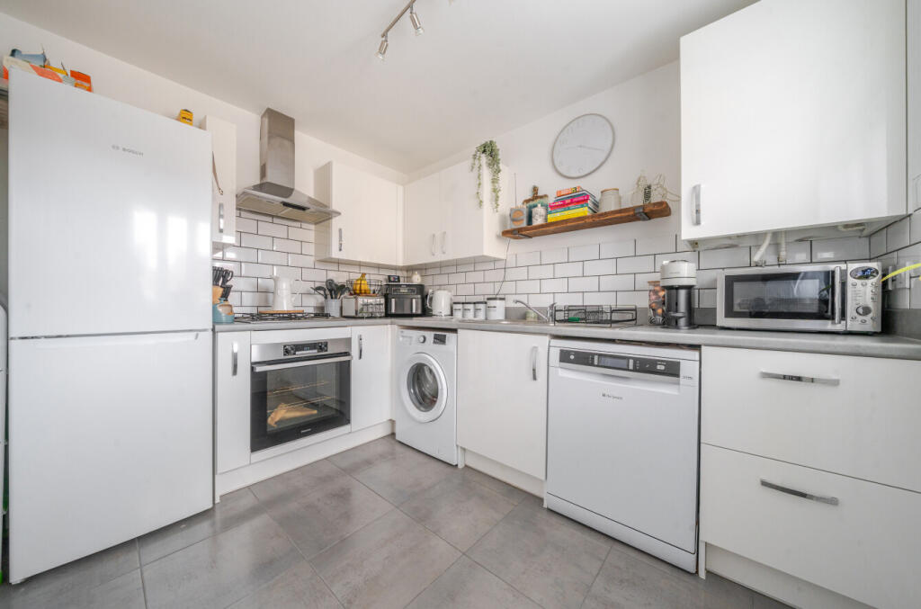 1344028-6-68aec37...