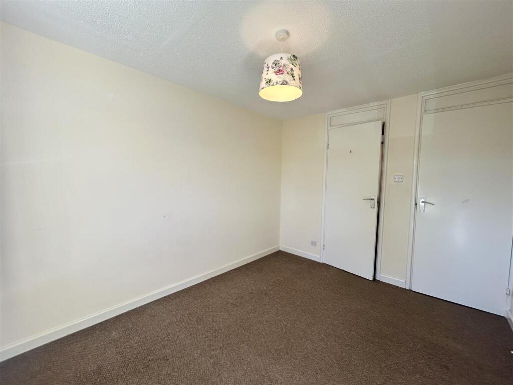 Bedroom 1.jpeg