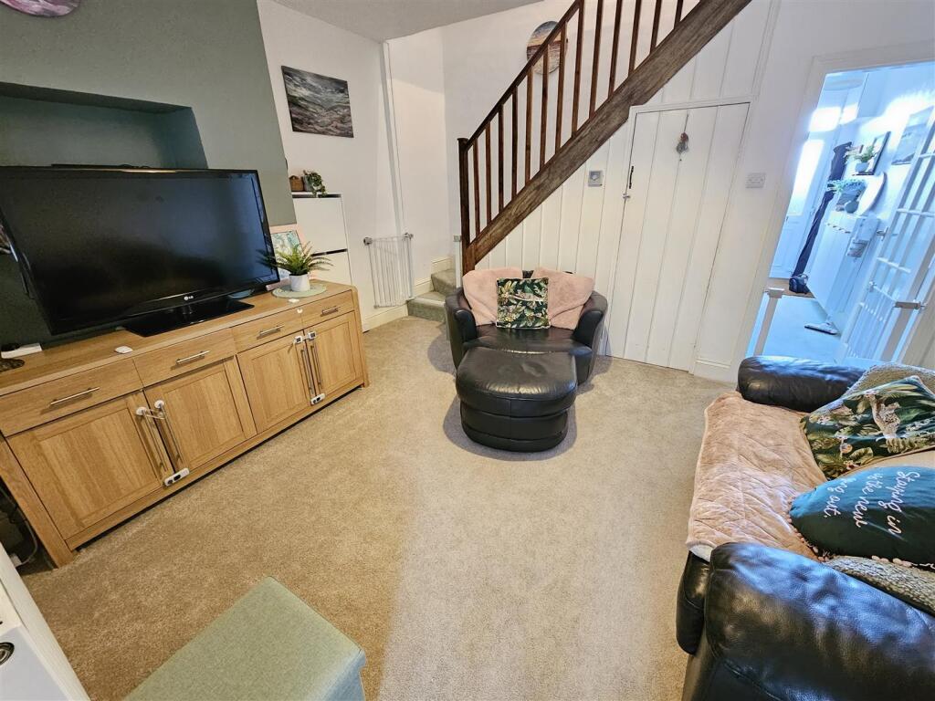 Sitting Room.jpg