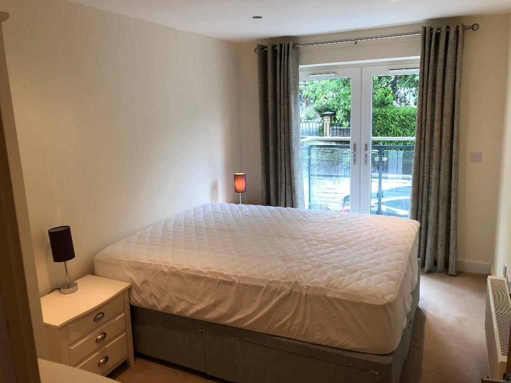 Bedroom alternate view