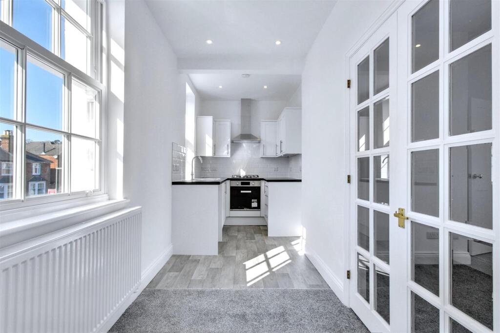 Kitchen 32A.JPG