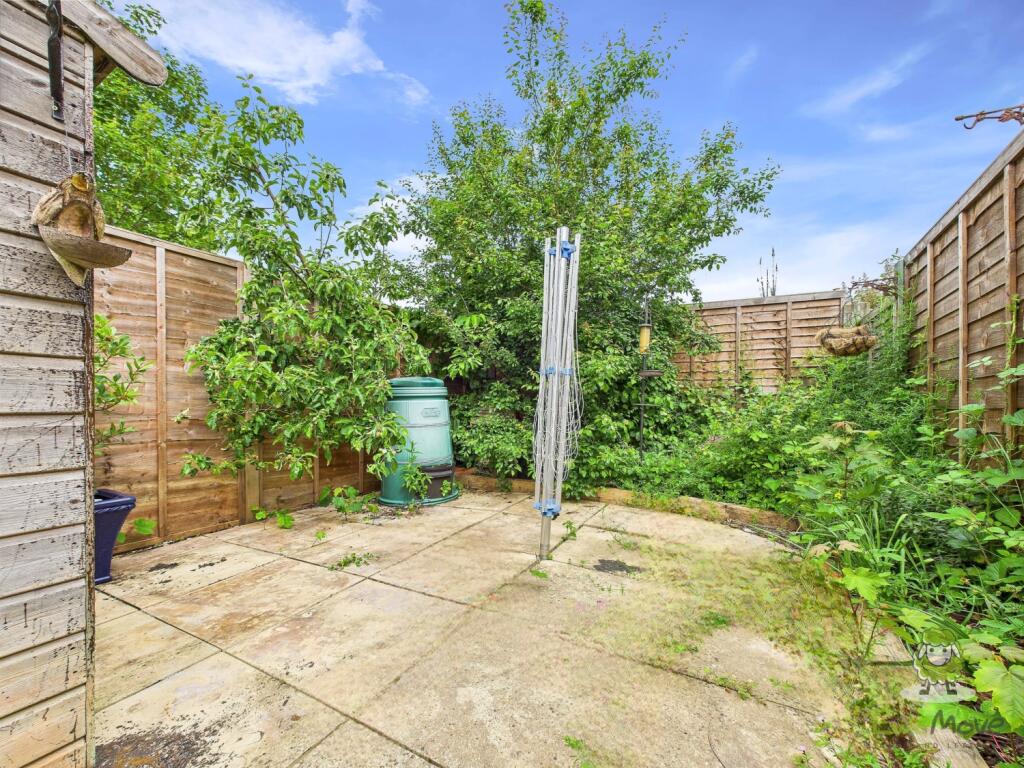 CAM01543G0-PR0130-STILL018