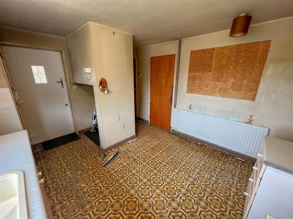 Kitchen C.JPG