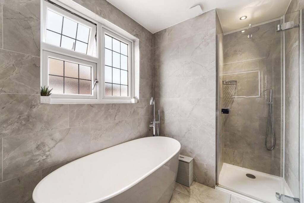 GAYFERE ROAD (14).jpg