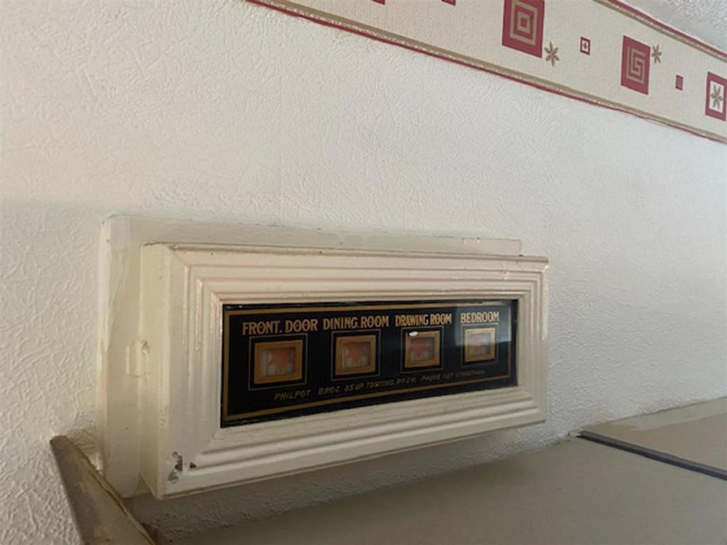 Service bell board